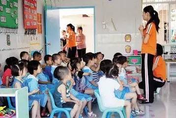報考指南 文藝青年的首選，中文教育系帶你成就文學夢想